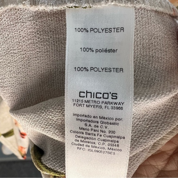 Chico's Spring Lily Utility Shirt Tunic Floral Button Up Roll Tab Sz M Vacation - Picture 14 of 15